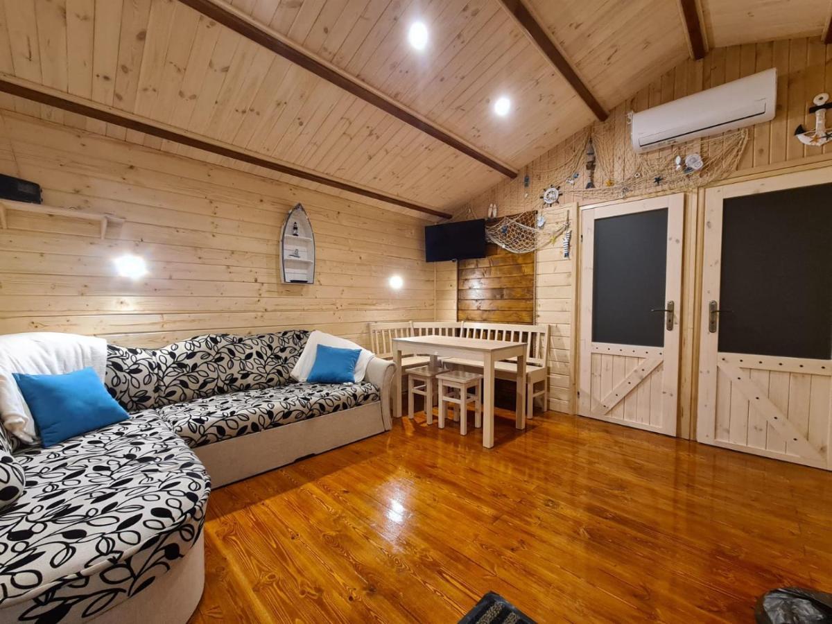 Siedlisko Nr 4A Nad Jeziorem Skarlinskim, Jezioro, Mazury, Domki Letniskowe كوجينتنيك المظهر الخارجي الصورة